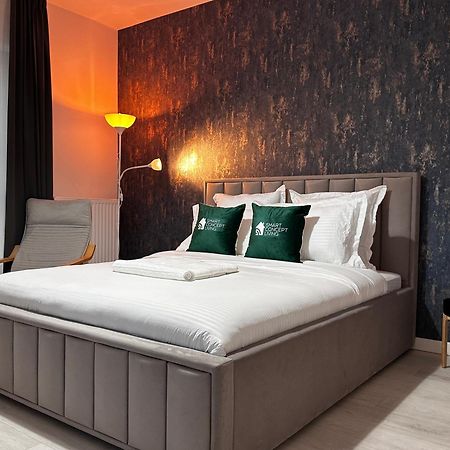 Smart Concept Living Plaza Apartment Bukares Bagian luar foto