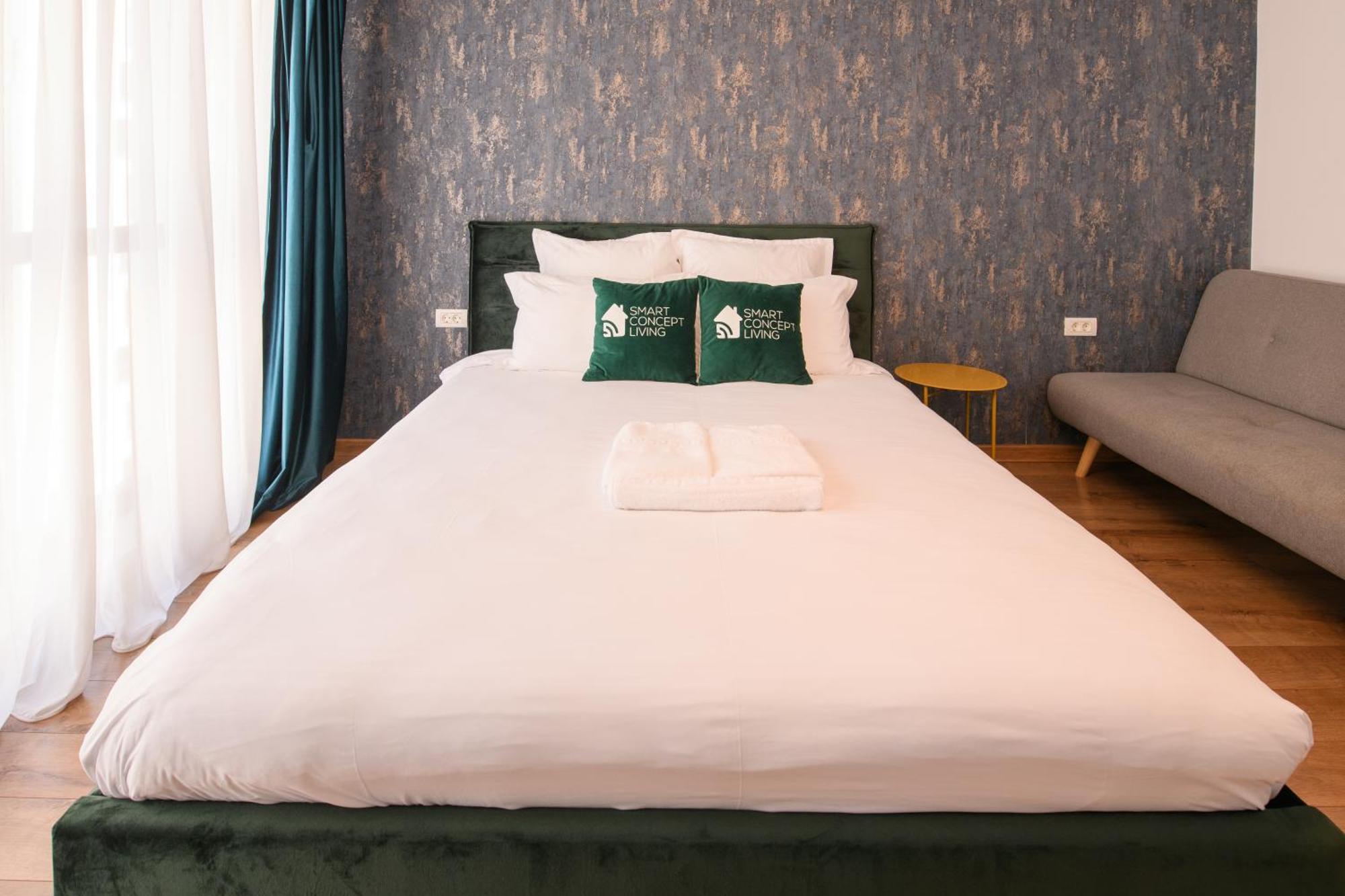 Smart Concept Living Plaza Apartment Bukares Bagian luar foto